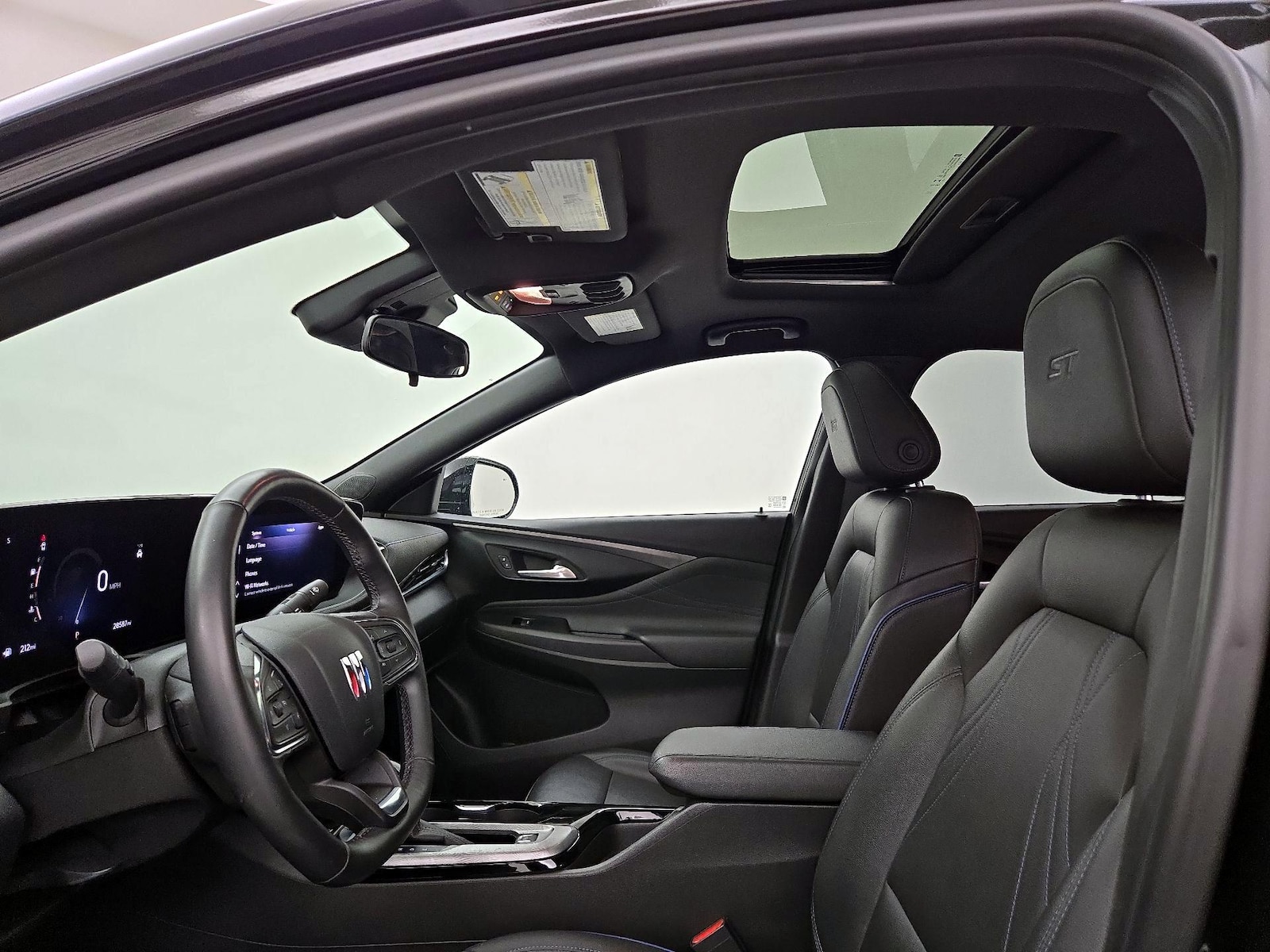 Sunroof(s) & Overhead Airbags