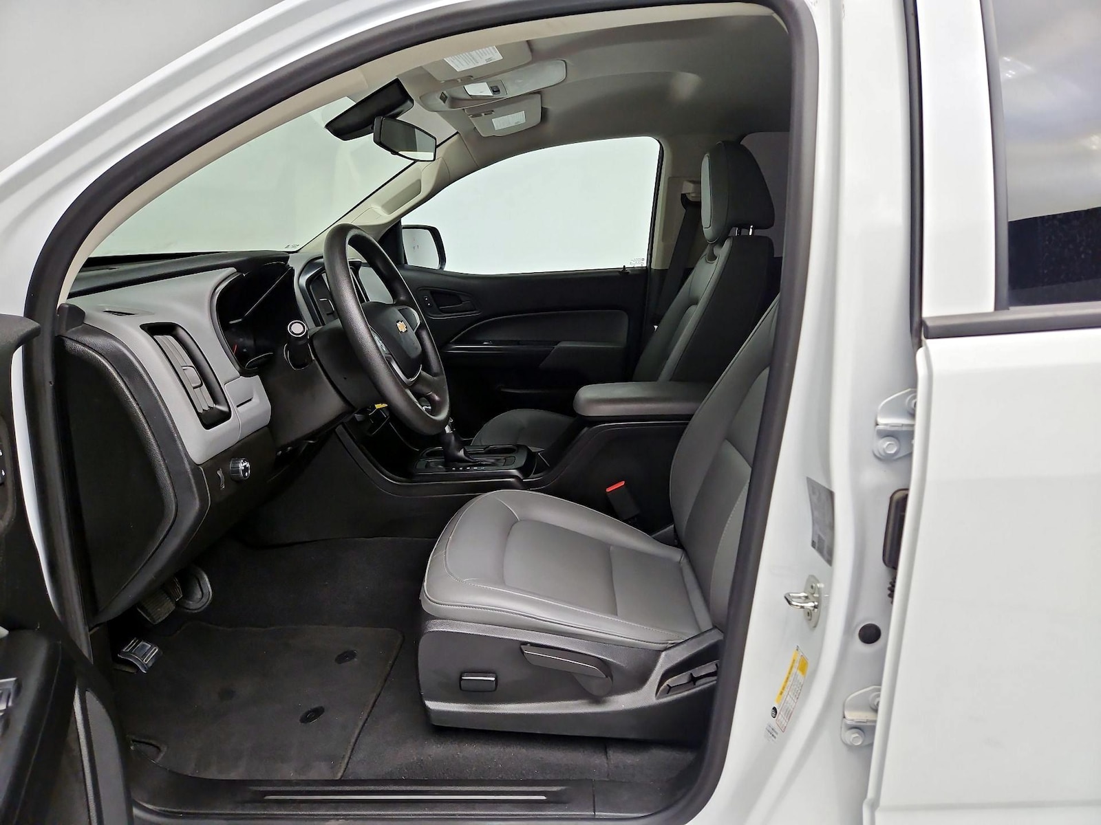 Power Seat(s) & Side Airbags