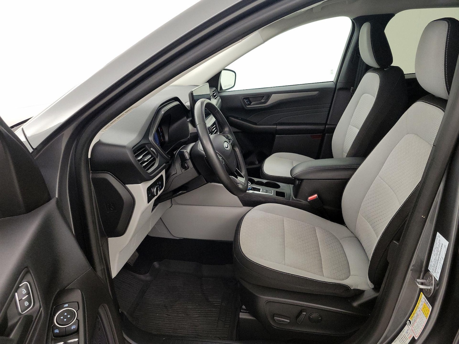 Power Seat(s) & Side Airbags