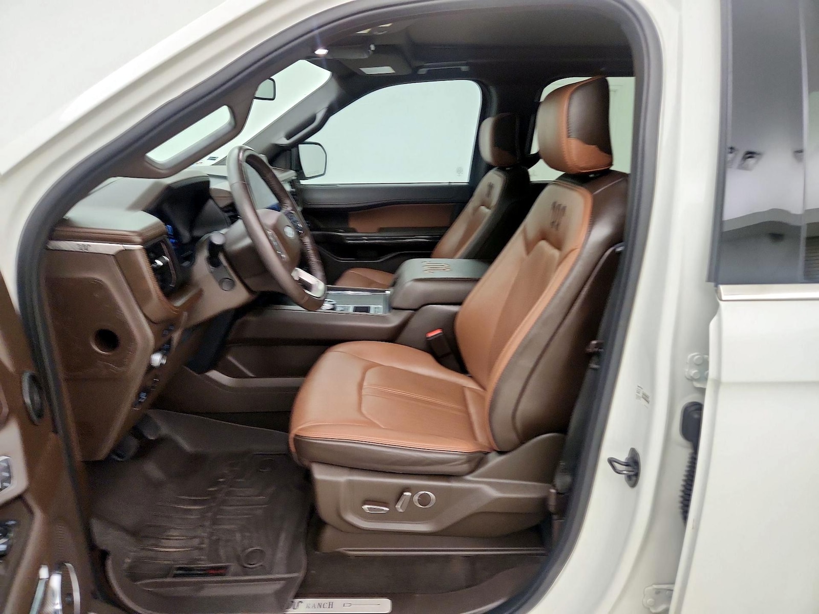 Leather Seats & Side Airbags