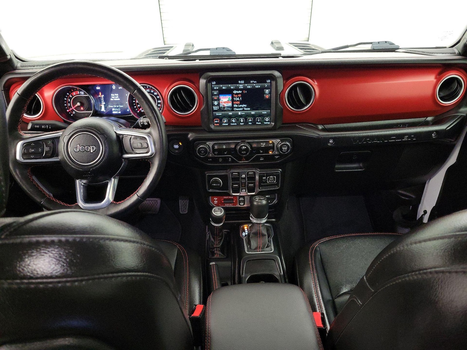 Apple CarPlay® & Android Auto™