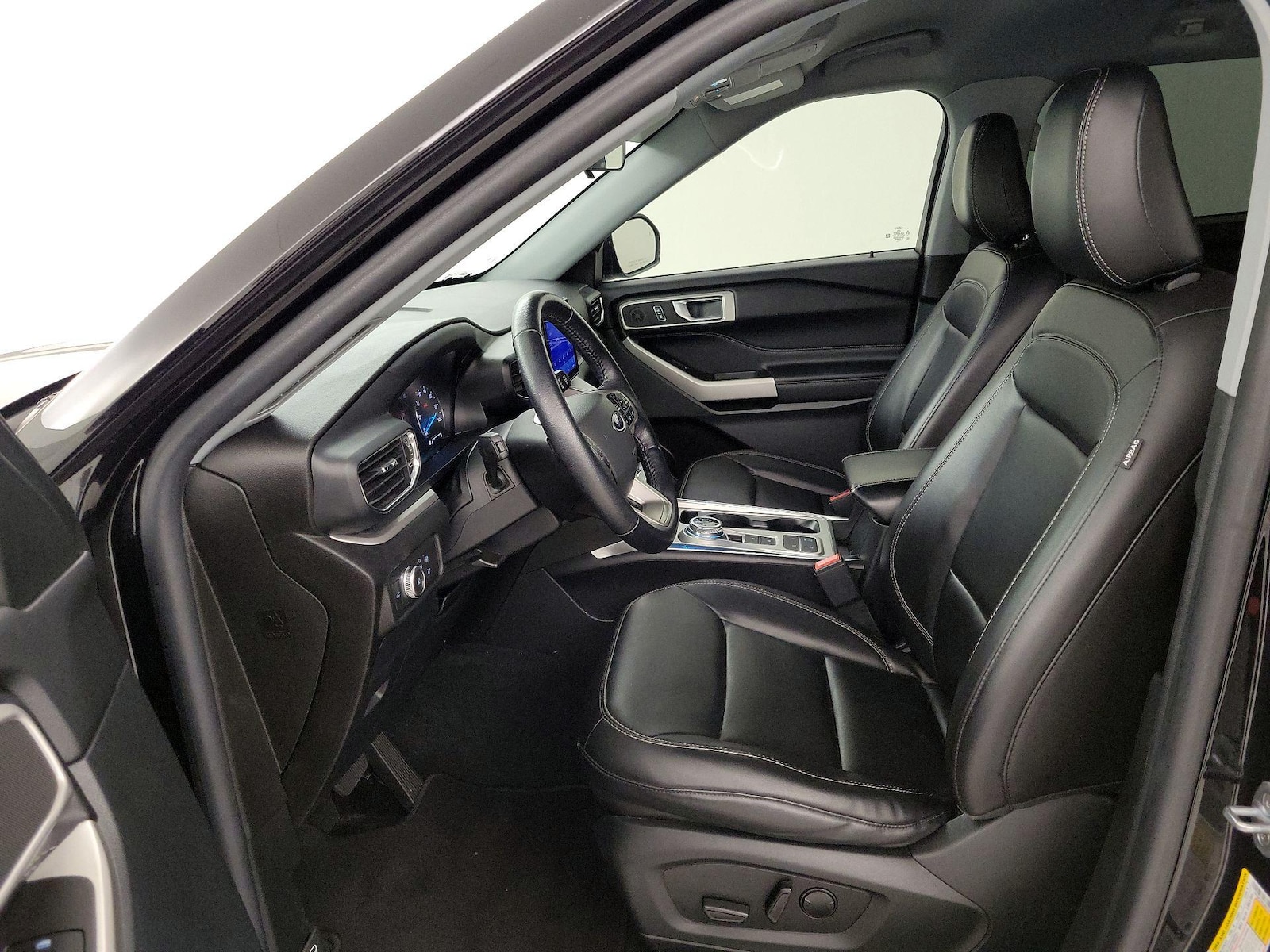 2021 Ford Explorer XLT - Photo 12