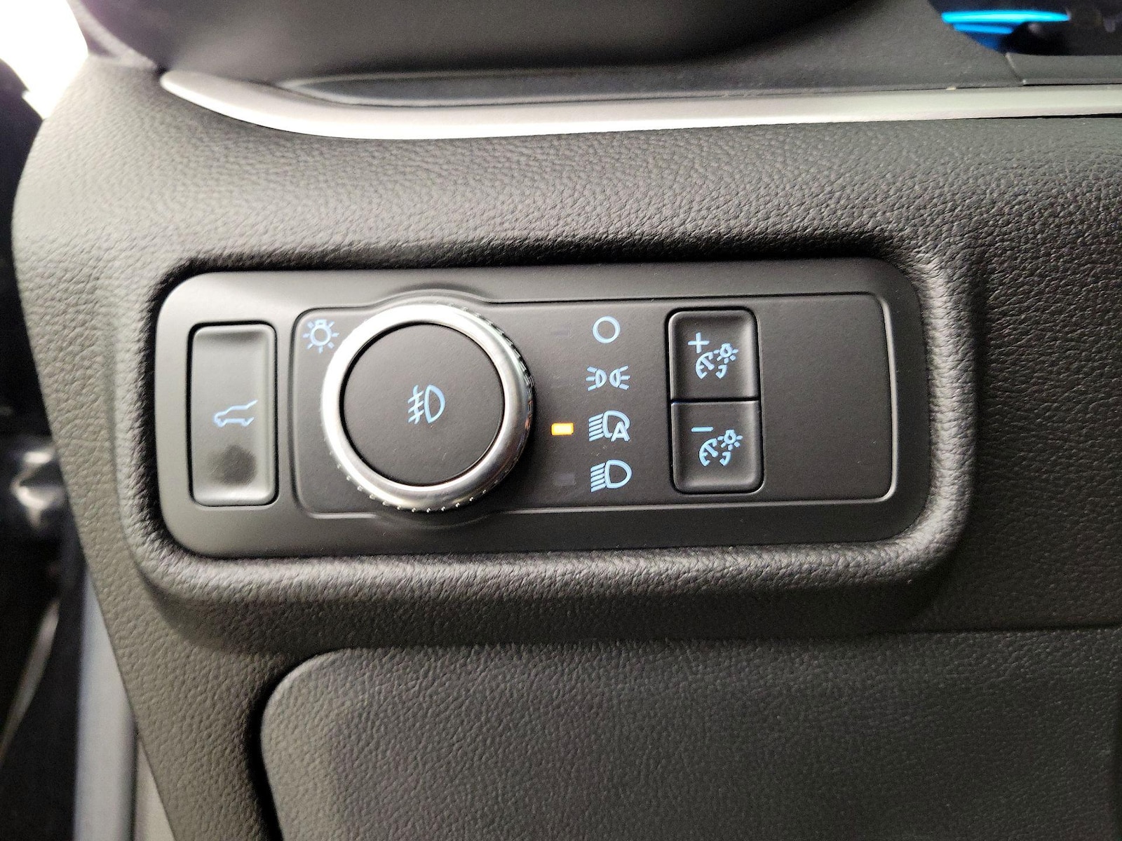 2021 Ford Explorer XLT - Photo 14