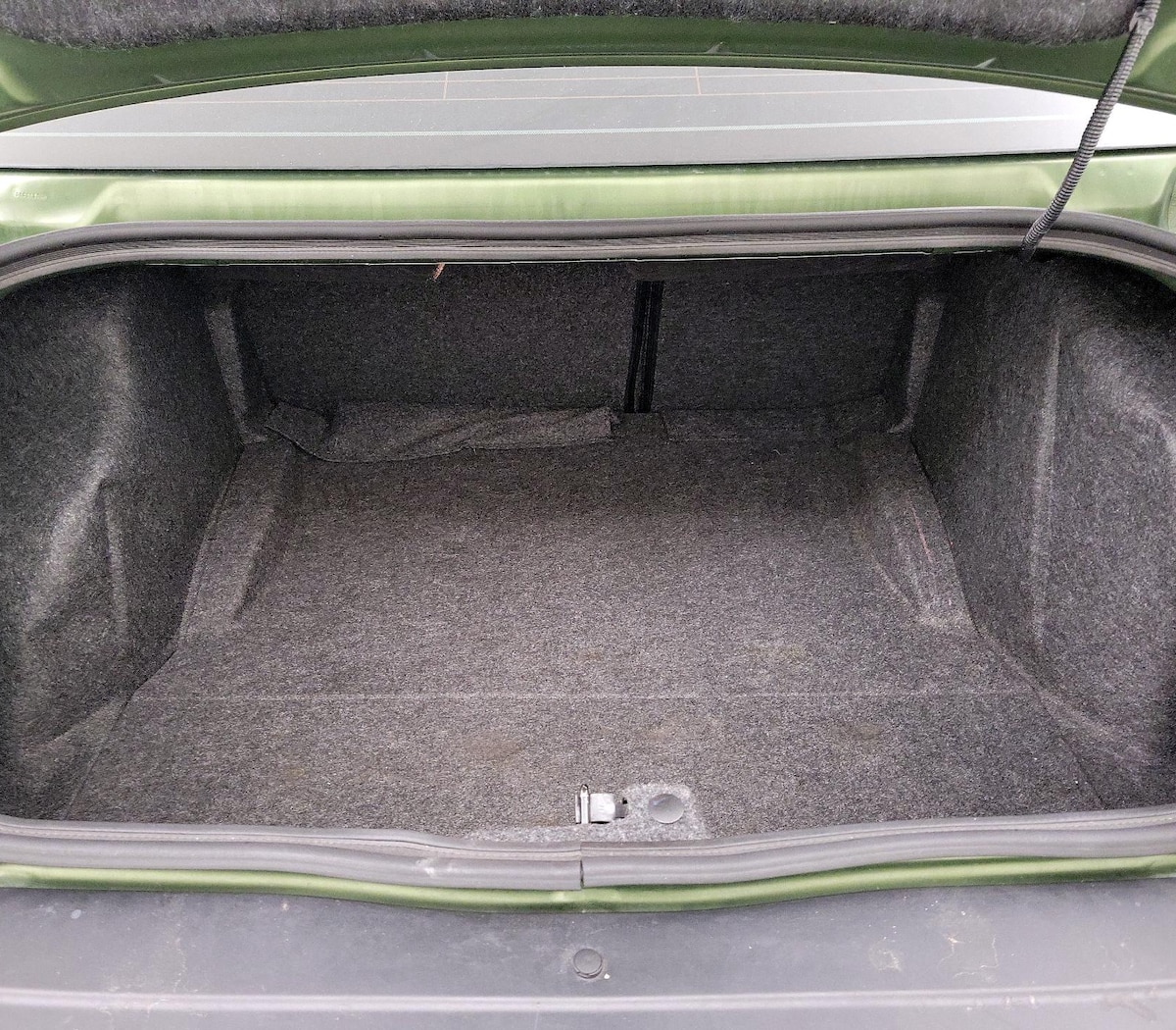Trunk/Cargo (Seats Up)