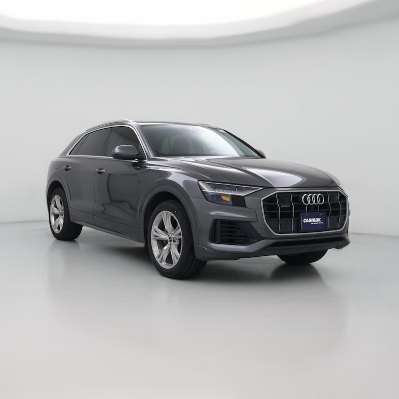 2023 Audi Q8 Premium