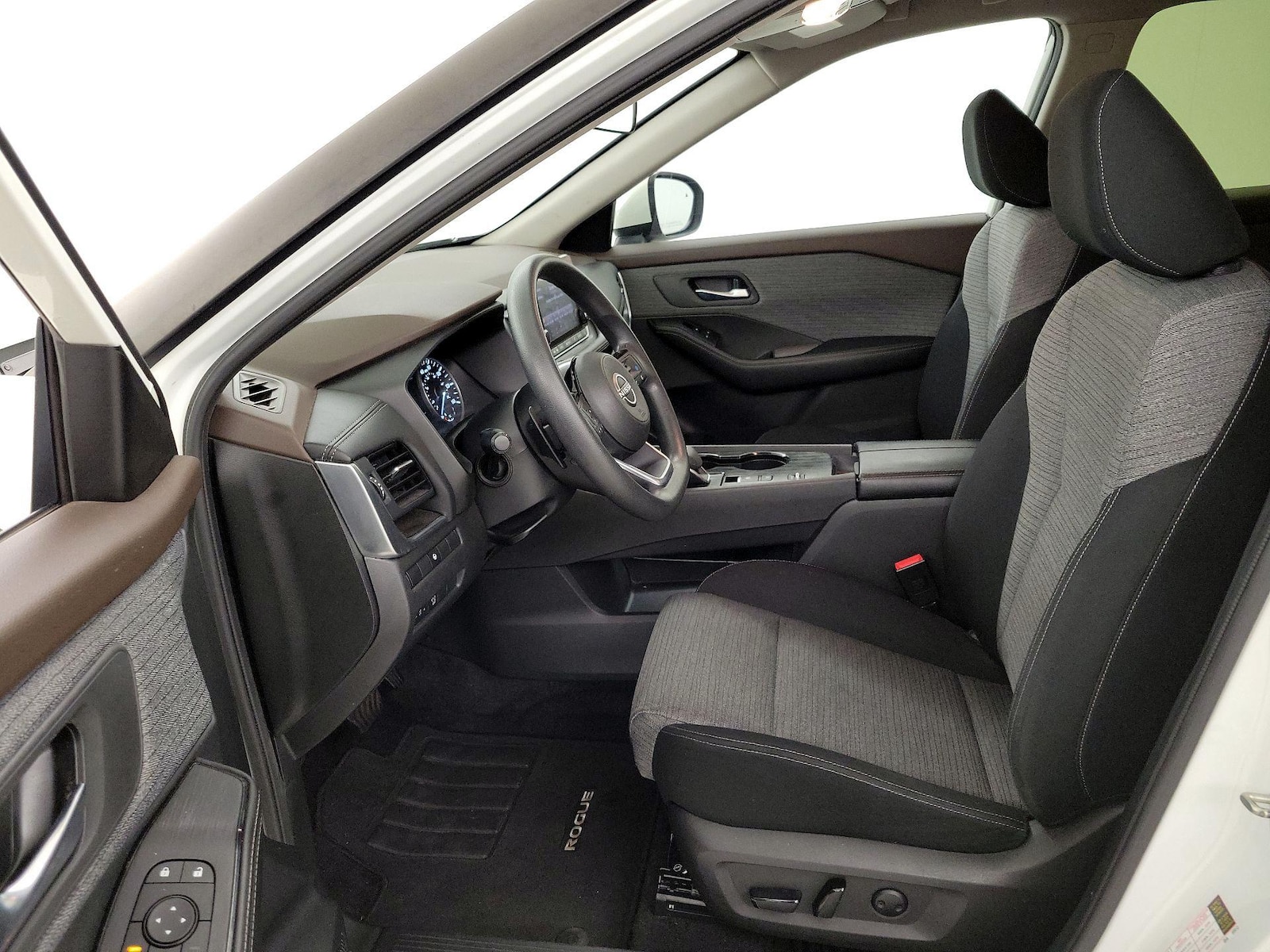 Power Seat(s) & Side Airbags