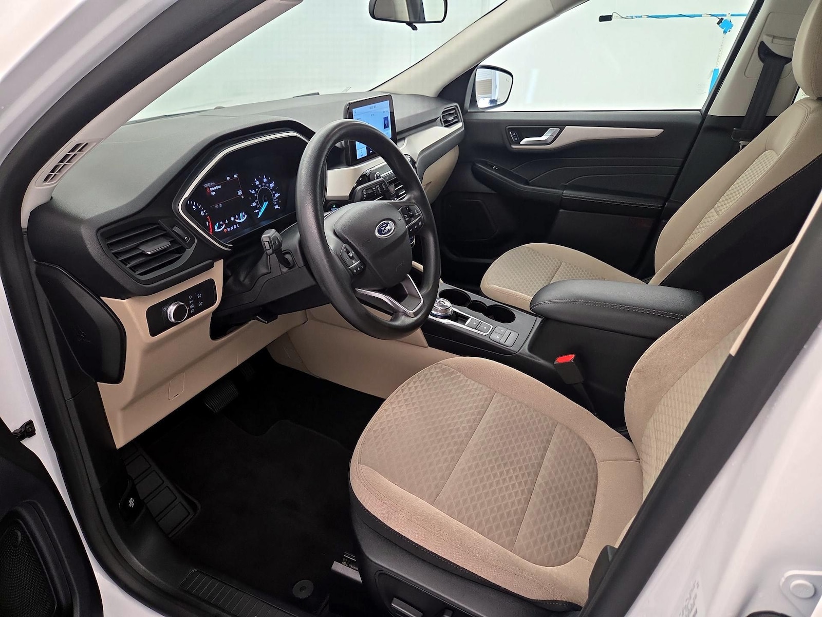Power Seat(s) & Side Airbags