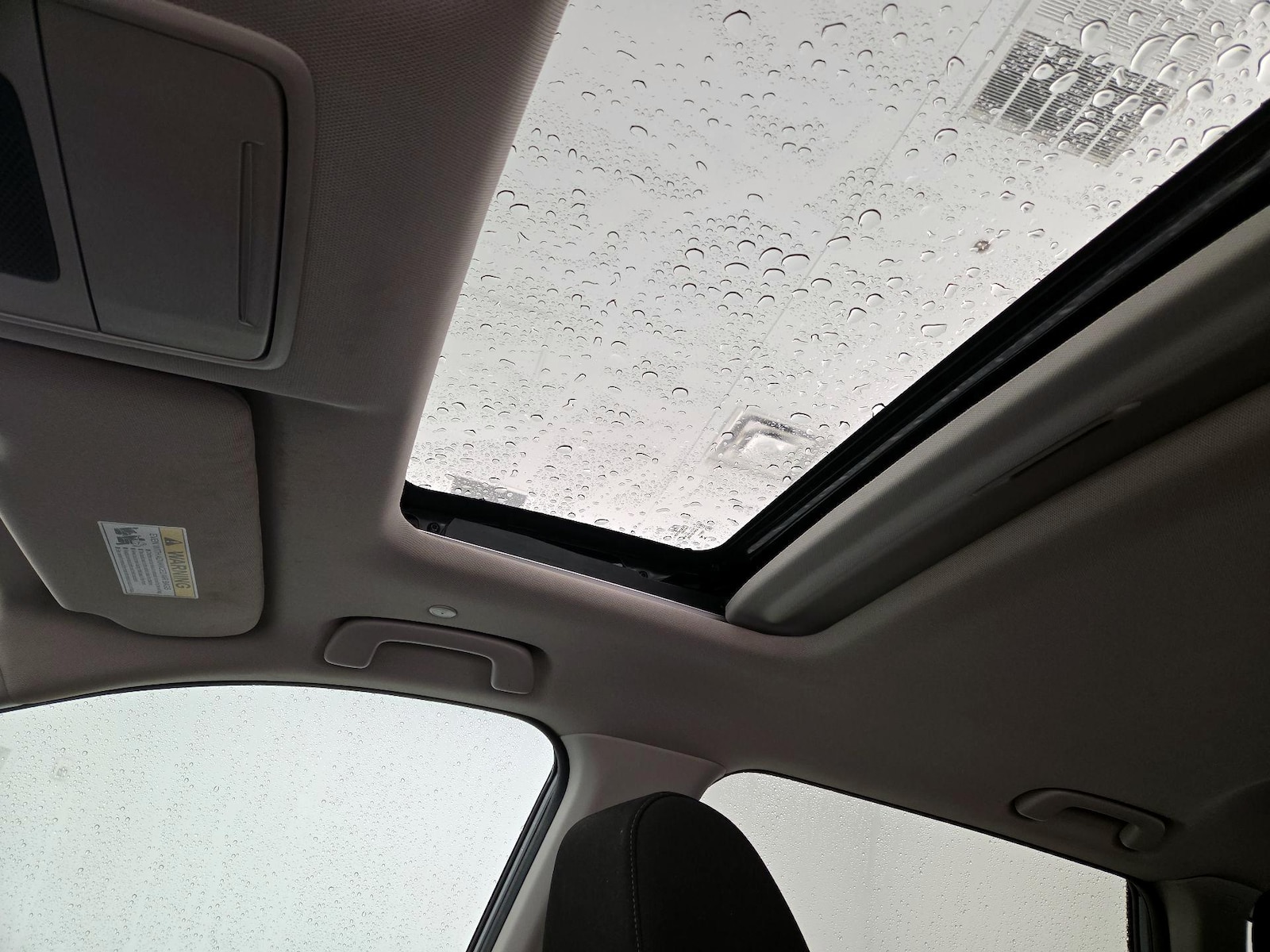 Sunroof(s) & Overhead Airbags