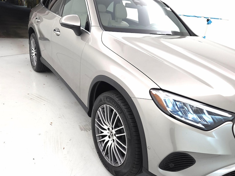 2024 Mercedes-Benz GLC300