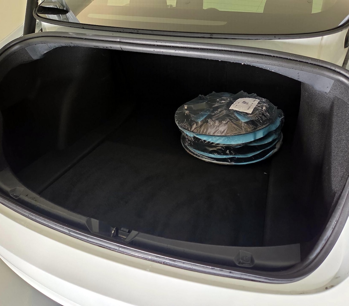Trunk/Cargo (Seats Up)