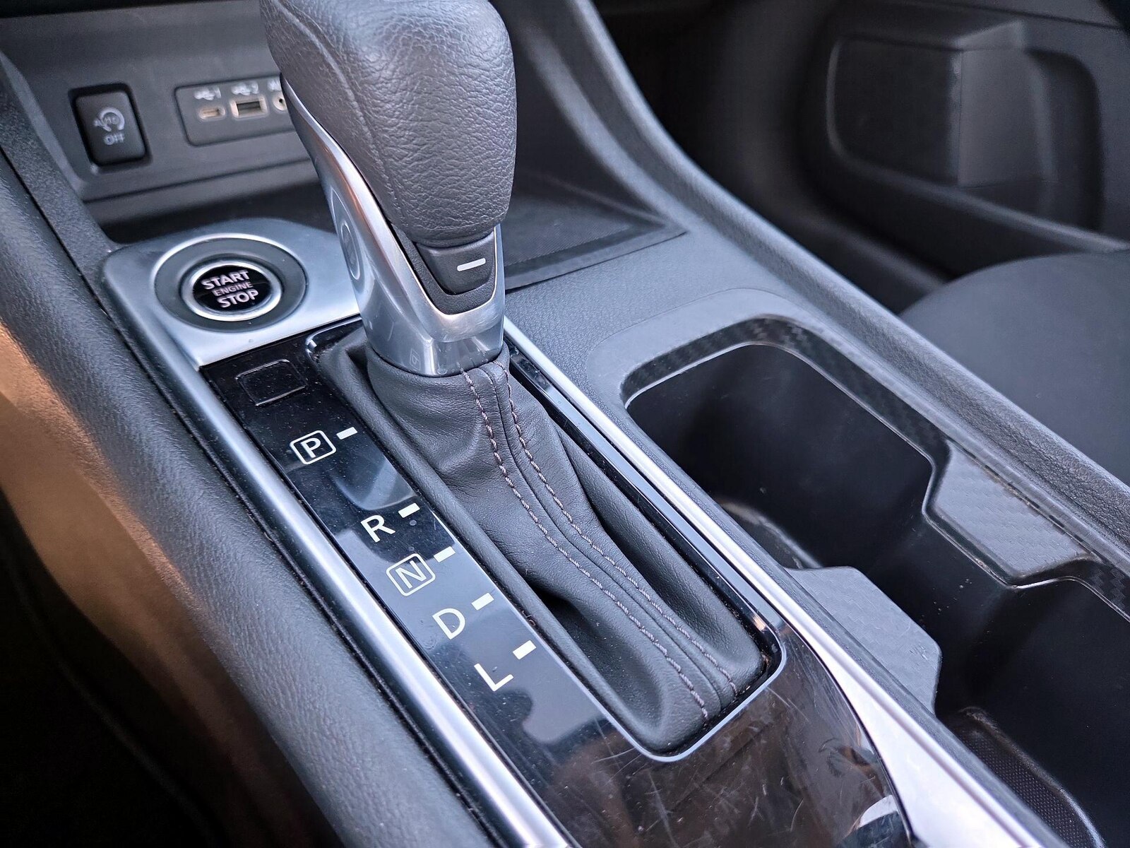 2025 Nissan Sentra SV - Photo 18