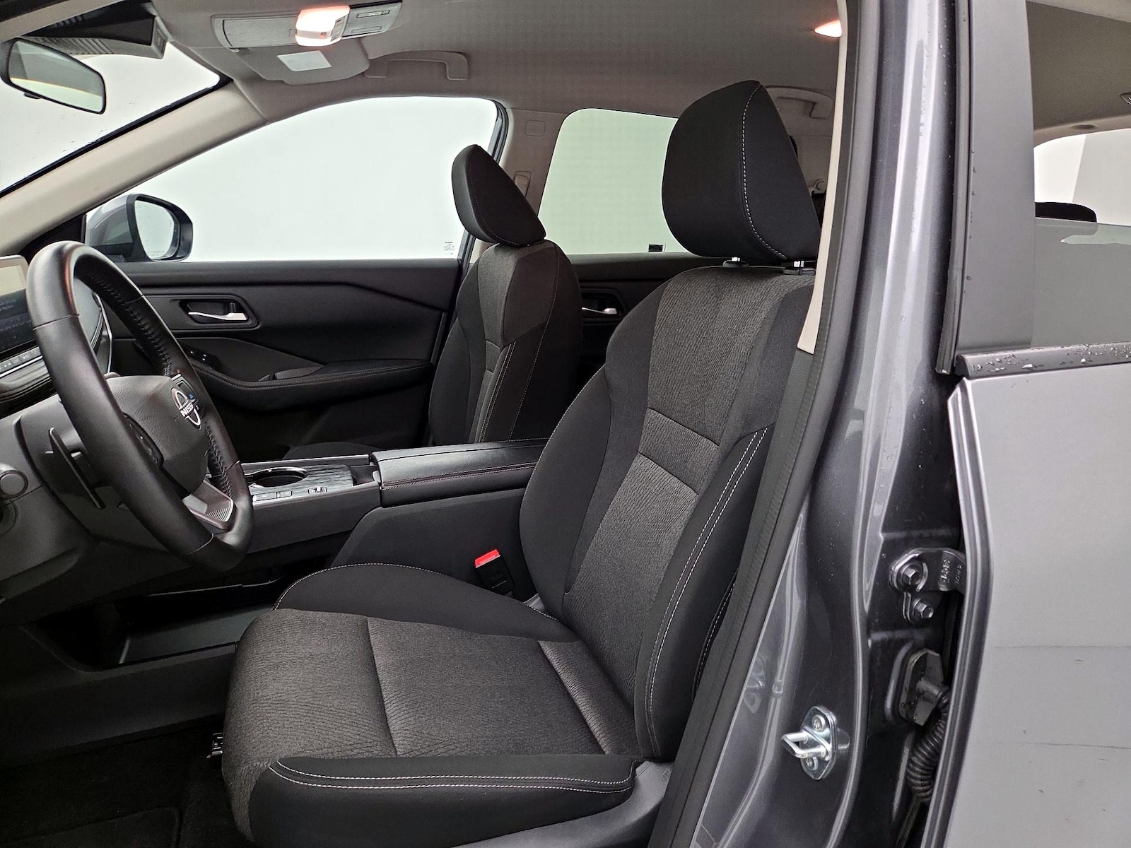 Power Seat(s) & Side Airbags