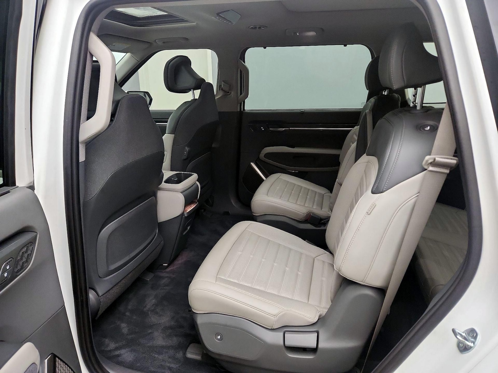 Rear Air Conditioning