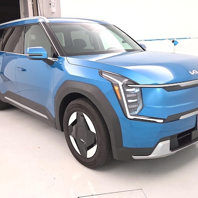 2026 Kia EV9 Wind