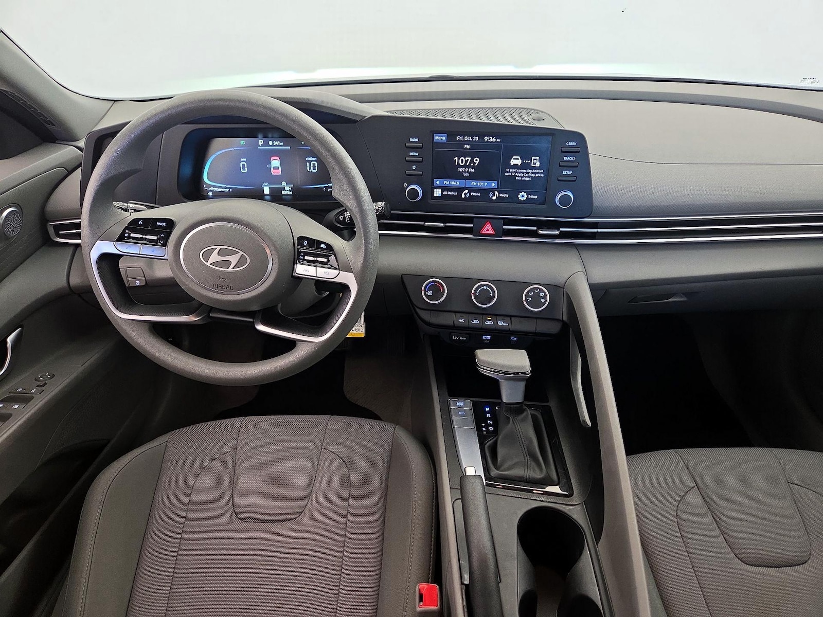 Apple CarPlay® & Android Auto™