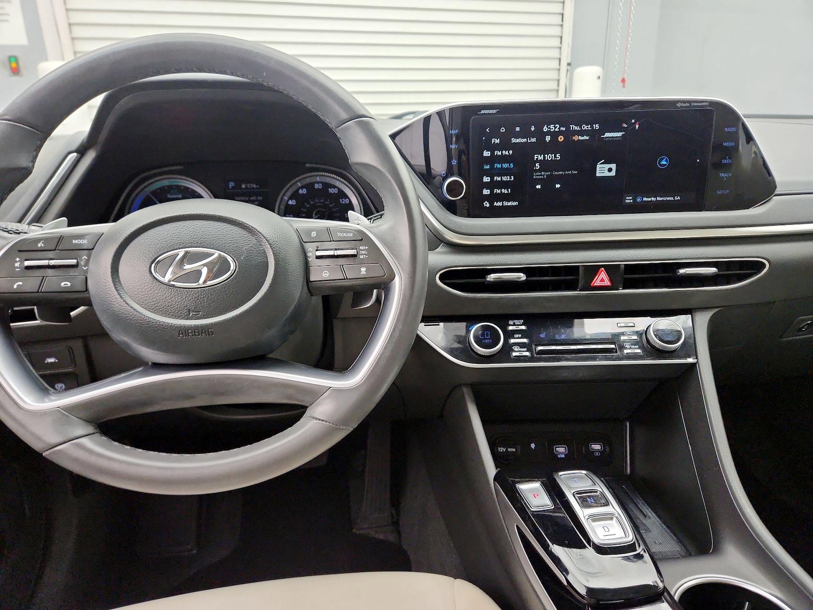 Apple CarPlay® & Android Auto™