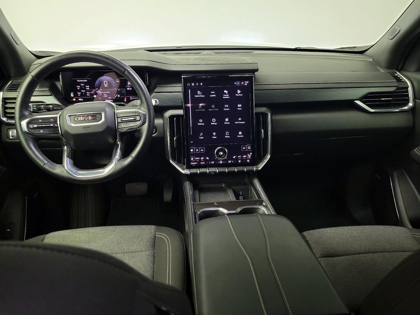 Apple CarPlay® & Android Auto™