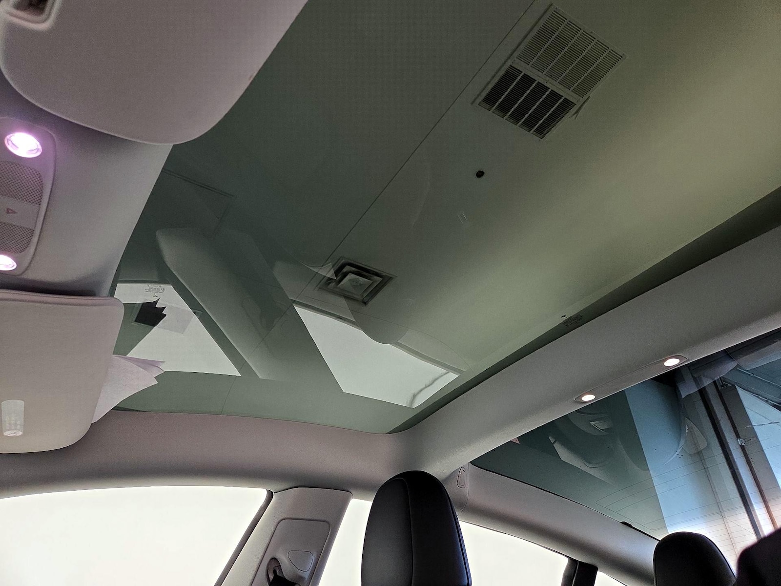 Skylight(s) & Overhead Airbags