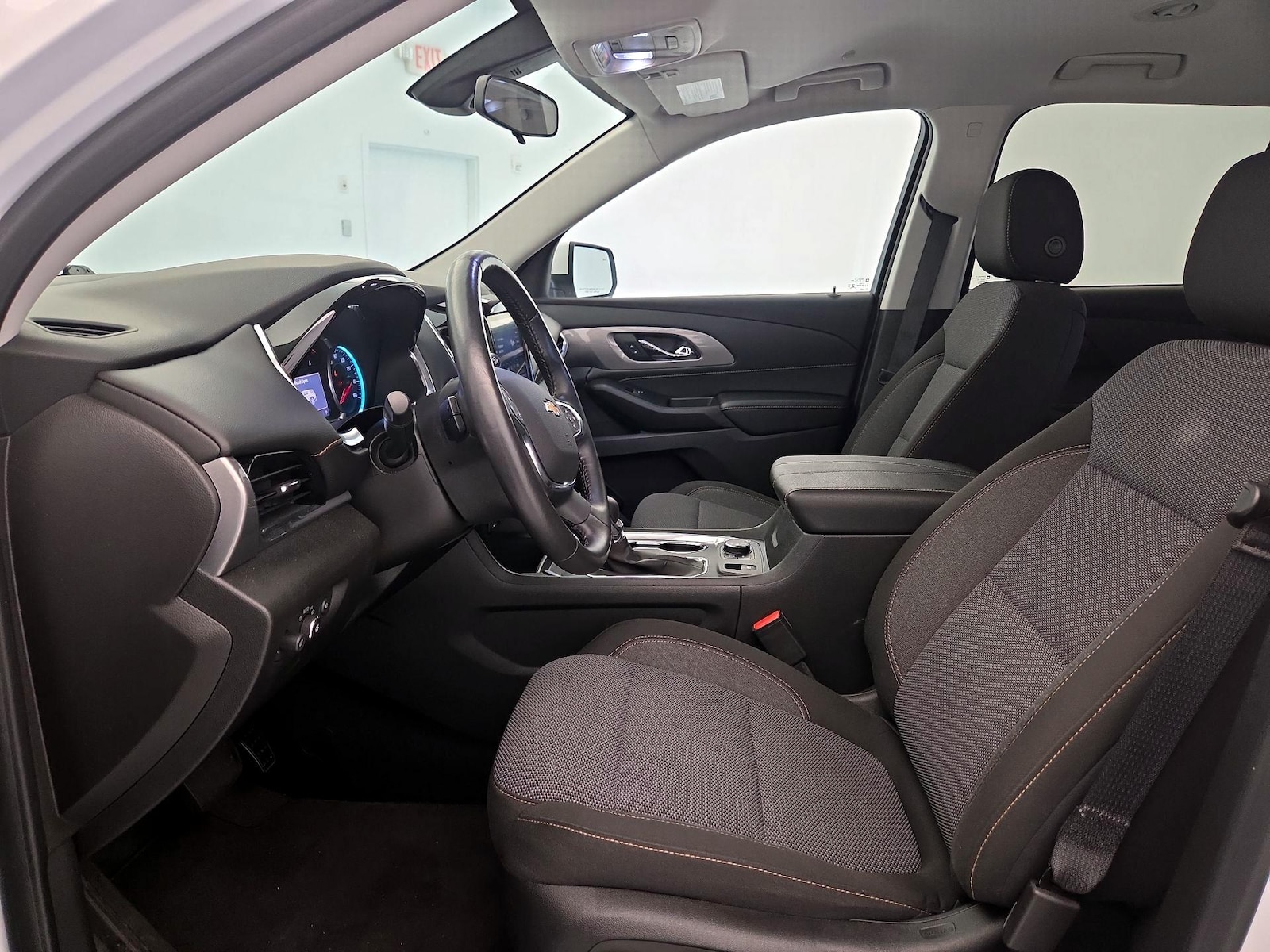 Power Seat(s) & Side Airbags