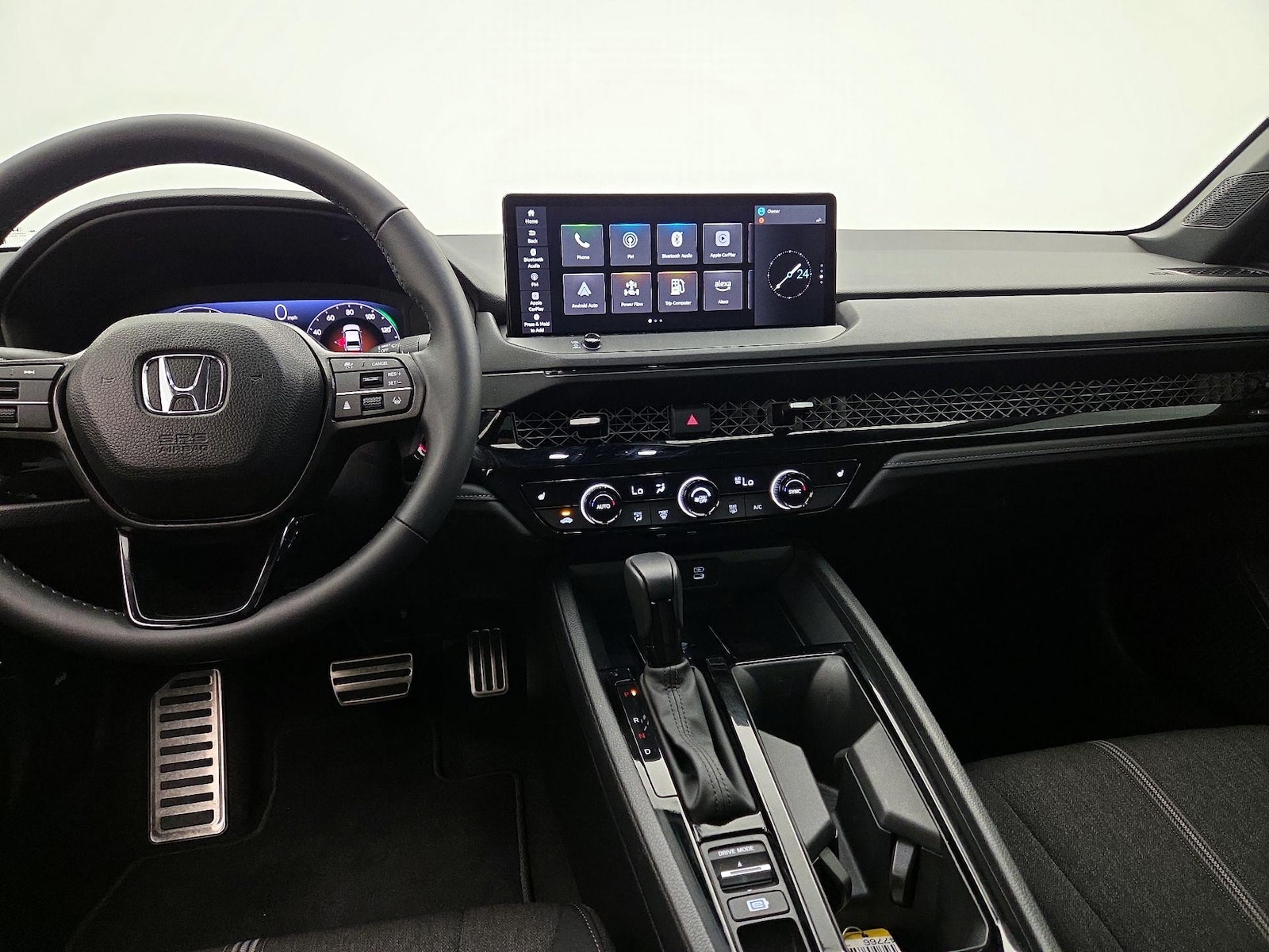 Apple CarPlay® & Android Auto™