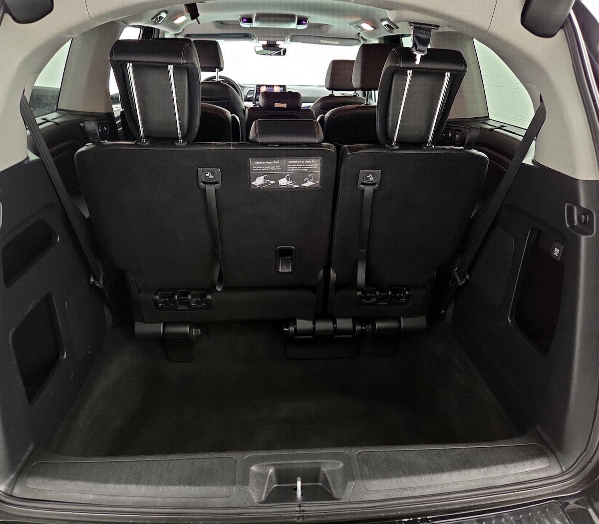 Trunk/Cargo (Seats Up)