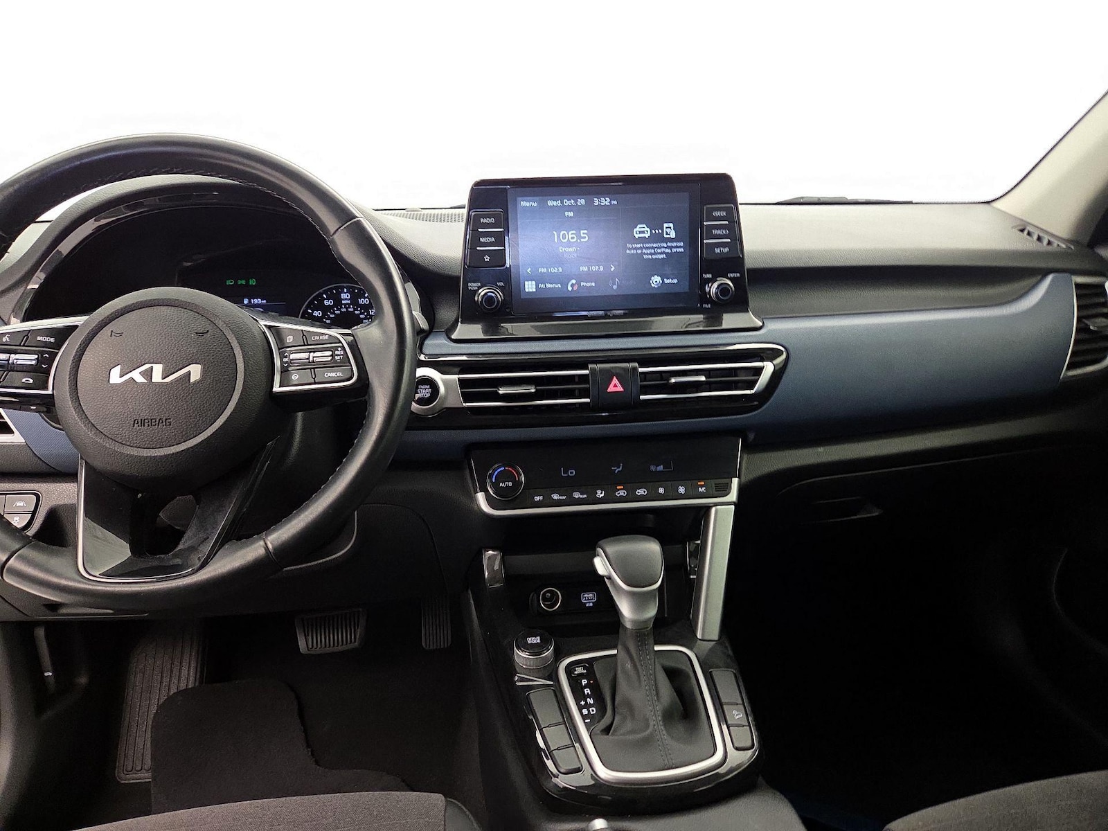 Apple CarPlay® & Android Auto™