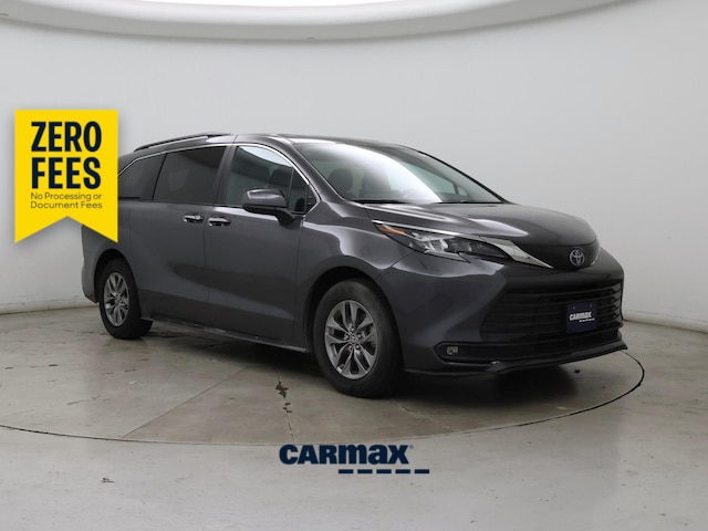 Gray 2025 Toyota Sienna Minivan Front-Wheel Drive Automatic