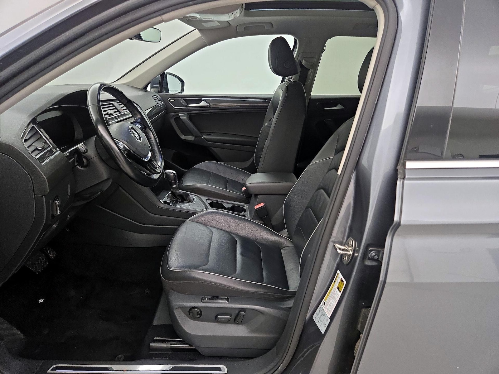 2018 Volkswagen Tiguan SEL Premium - Photo 12