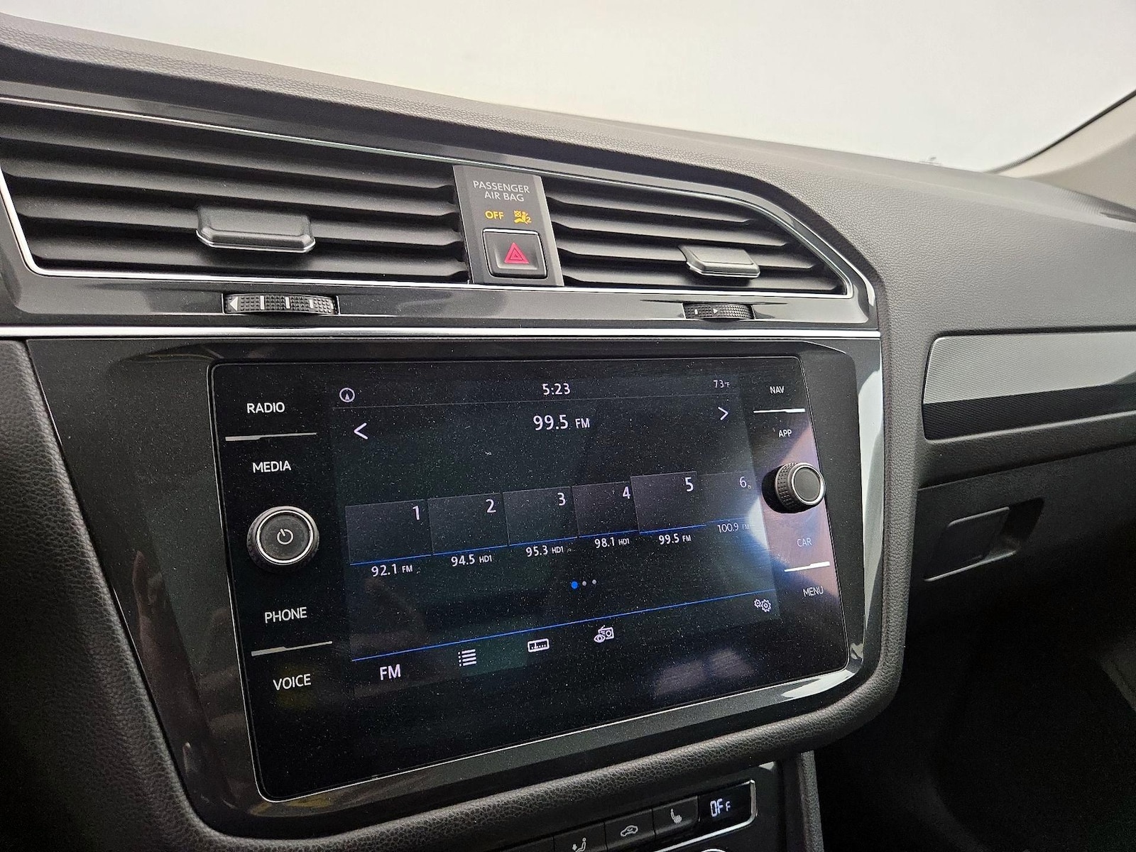 2018 Volkswagen Tiguan SEL Premium - Photo 17