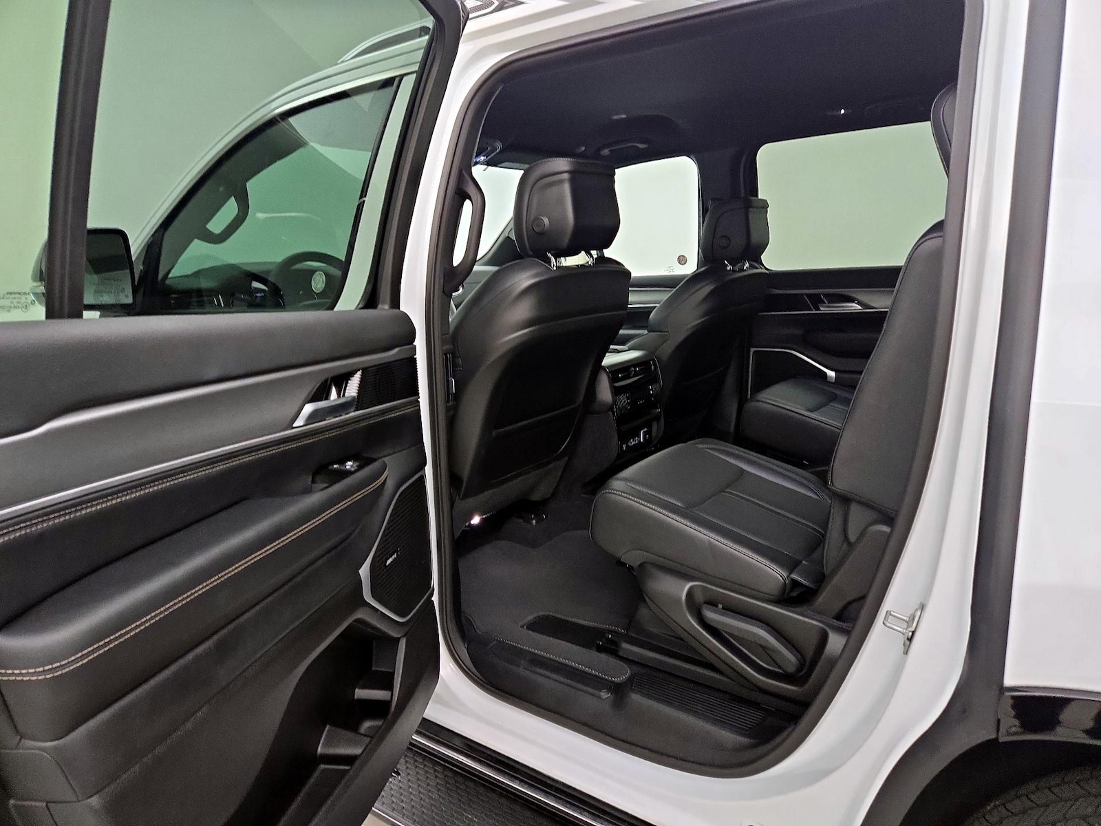 Rear Air Conditioning