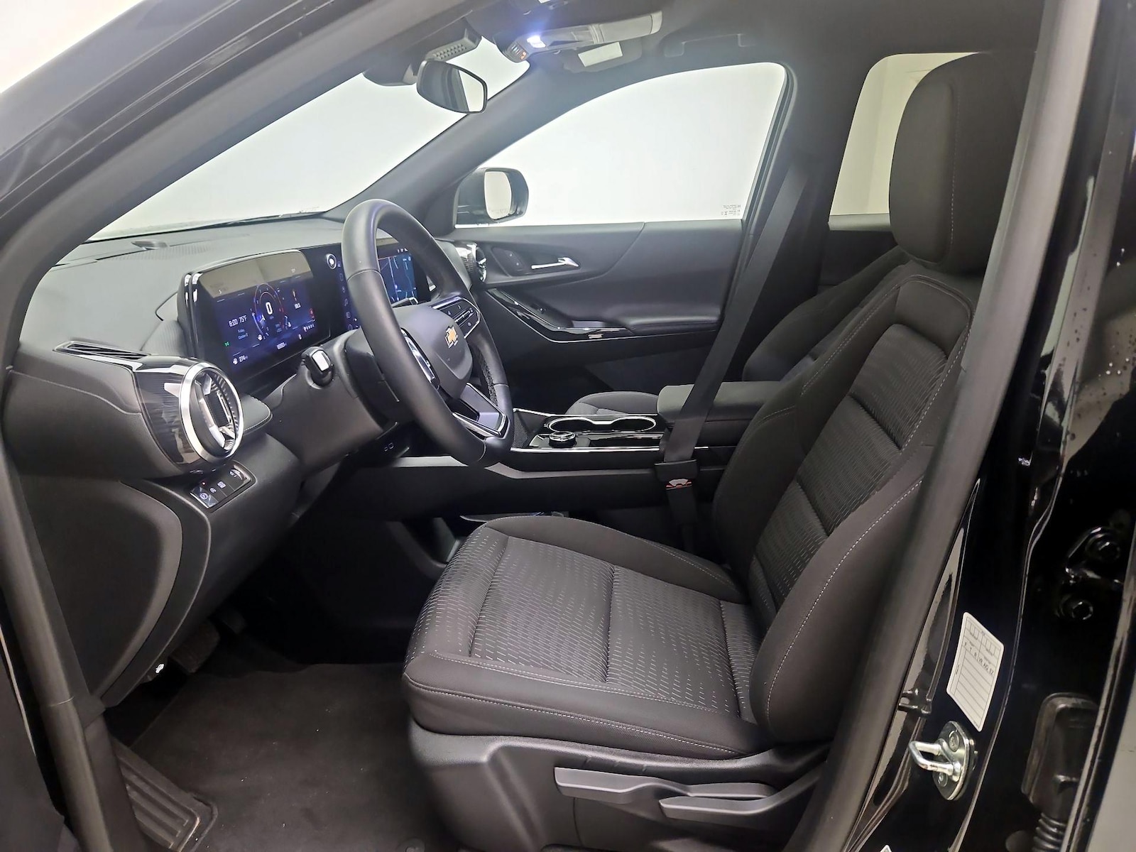 2026 Chevrolet Equinox LT - Photo 12