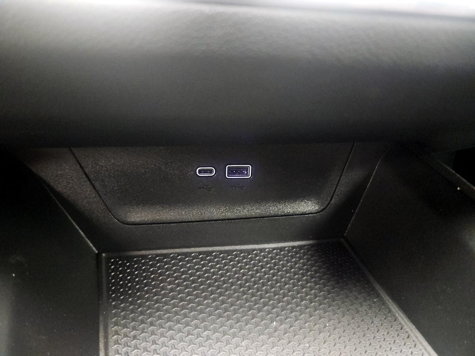 2026 Chevrolet Equinox LT - Photo 20