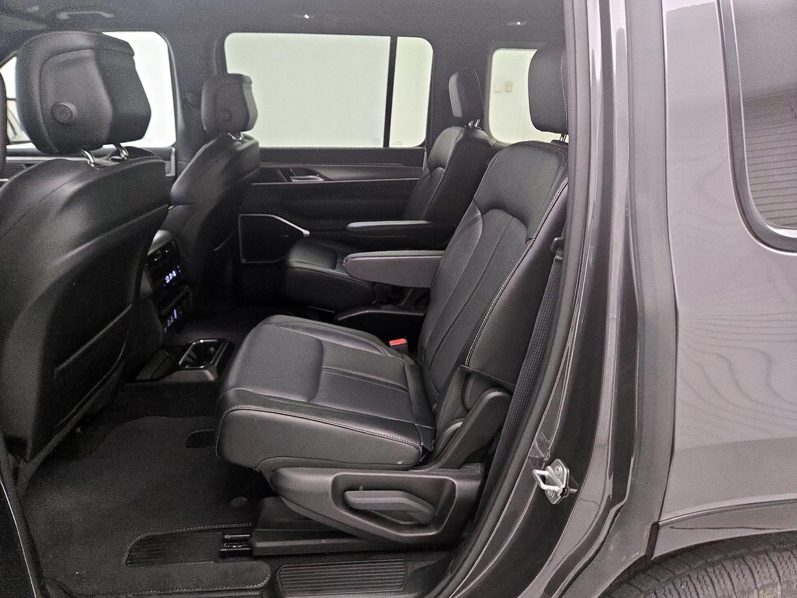 Rear Air Conditioning