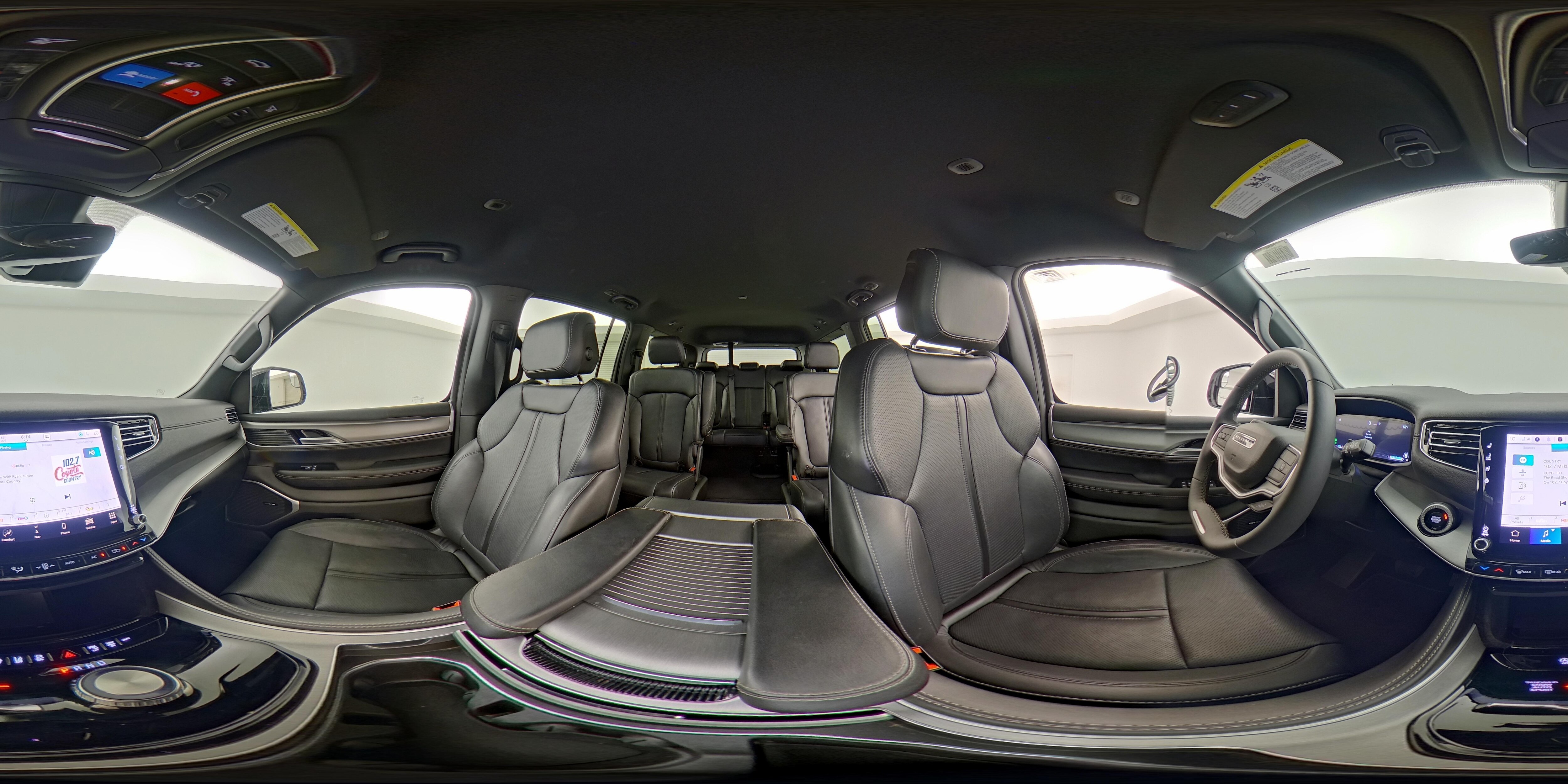 2025 Jeep Wagoneer Series II - Photo 26