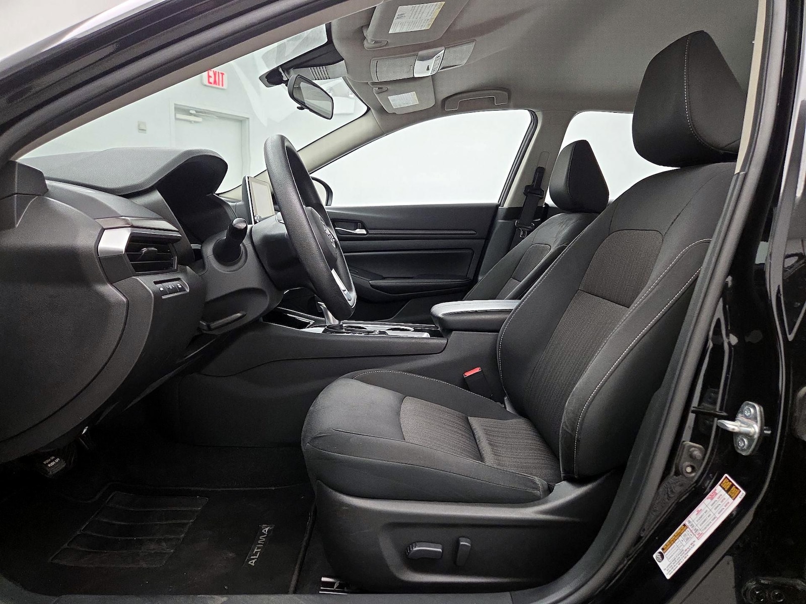 Power Seat(s) & Side Airbags