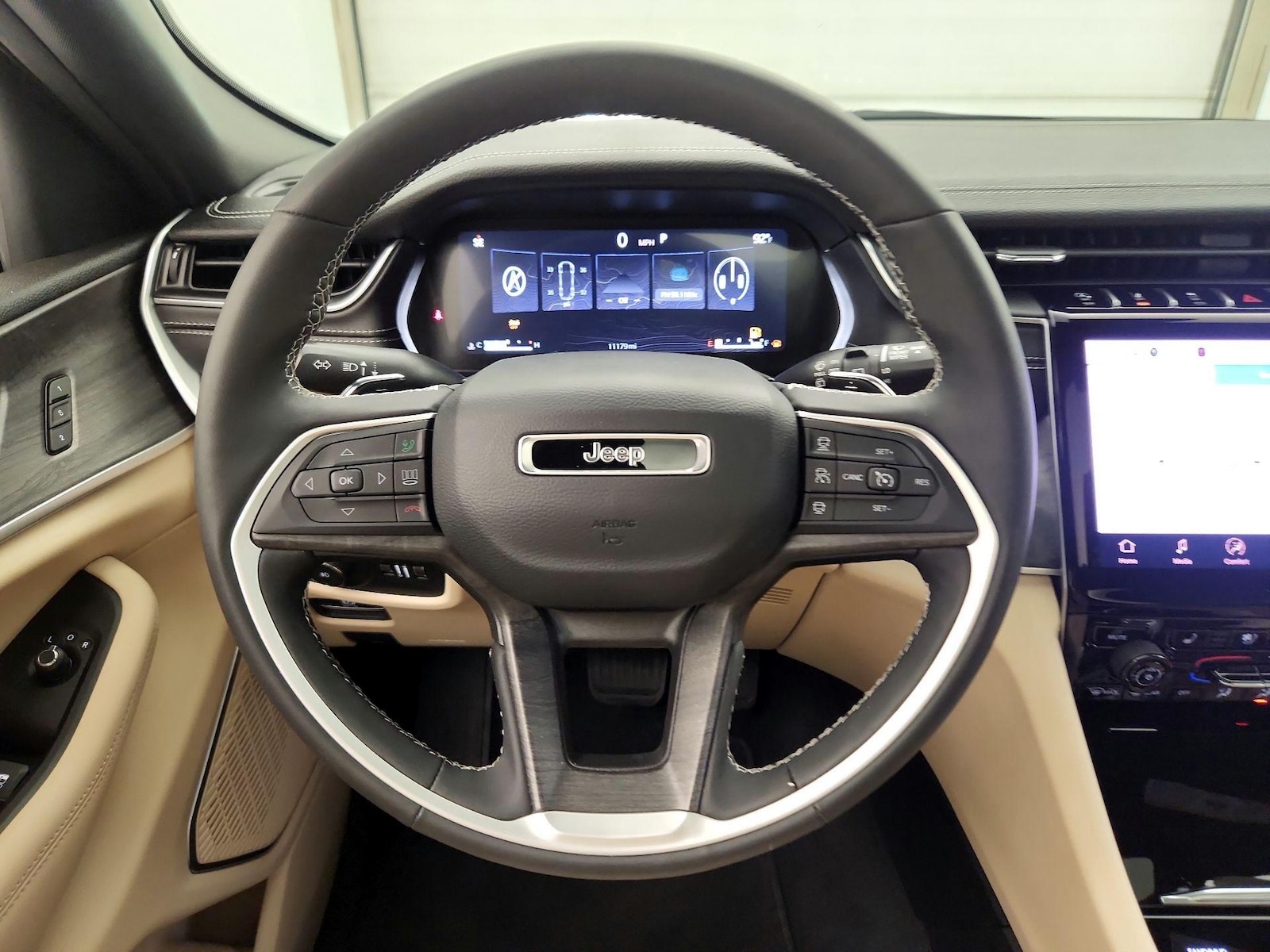 2025 Jeep Grand Cherokee L Limited - Photo 11