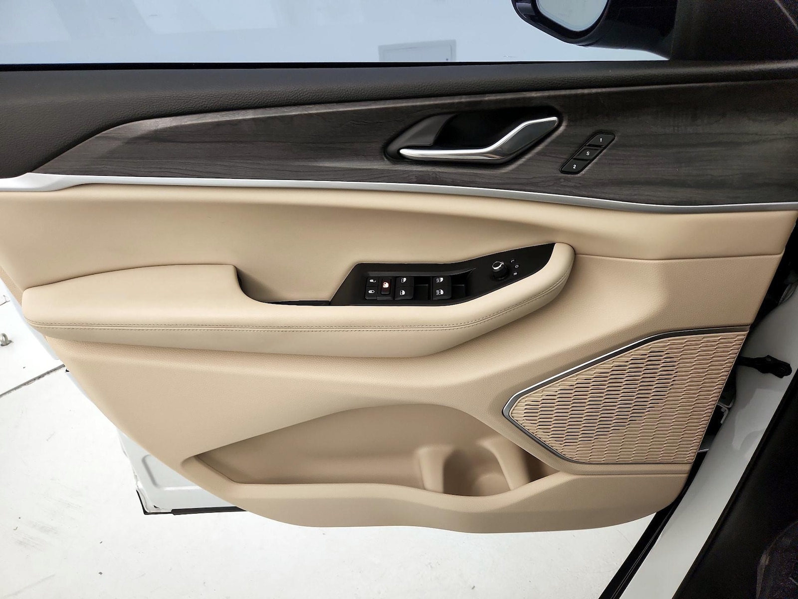 2025 Jeep Grand Cherokee L Limited - Photo 13