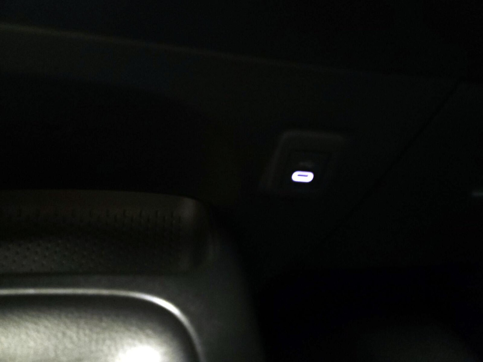 2026 Toyota Corolla SE - Photo 19