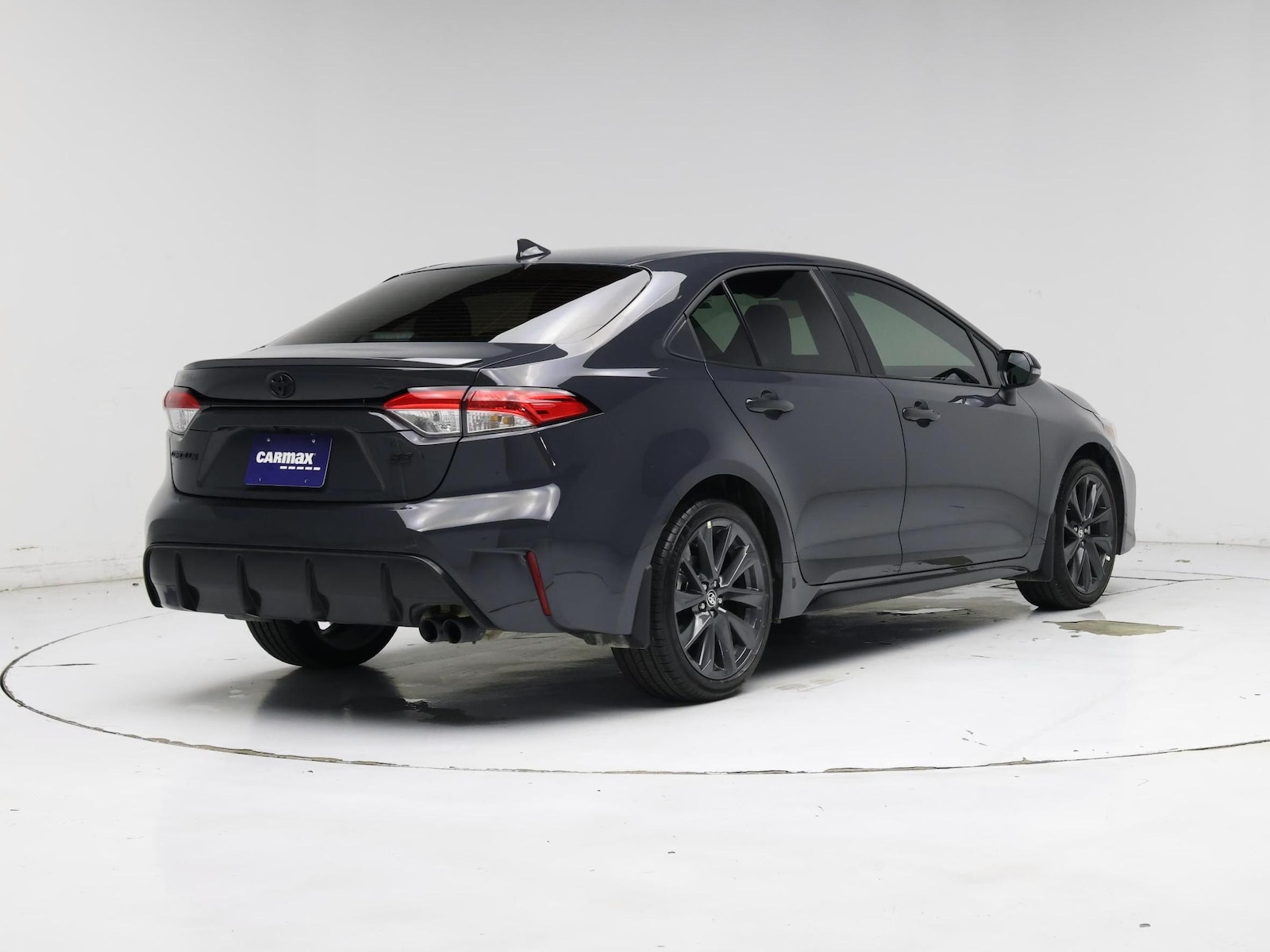 2026 Toyota Corolla SE - Photo 9
