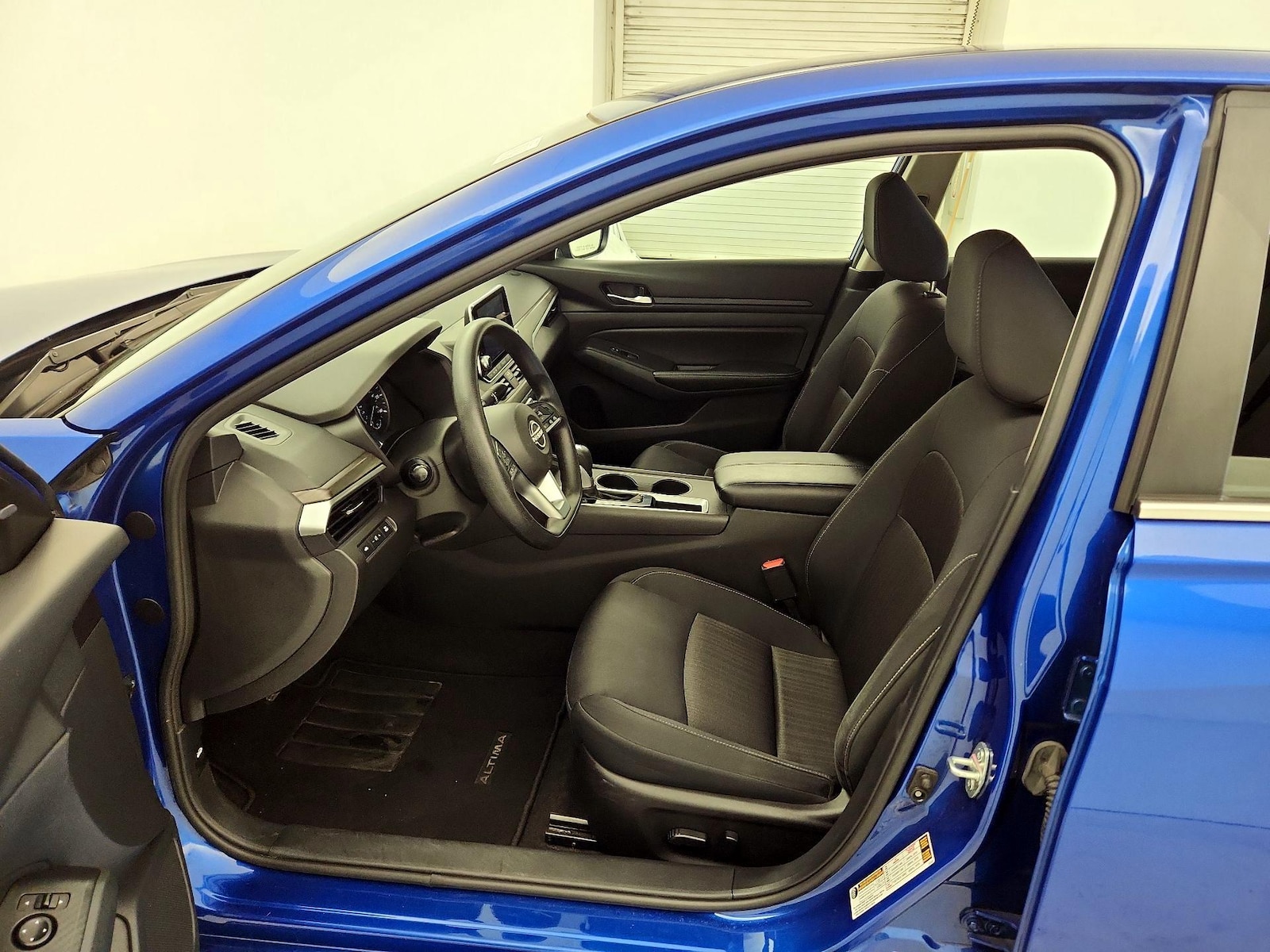 Power Seat(s) & Side Airbags