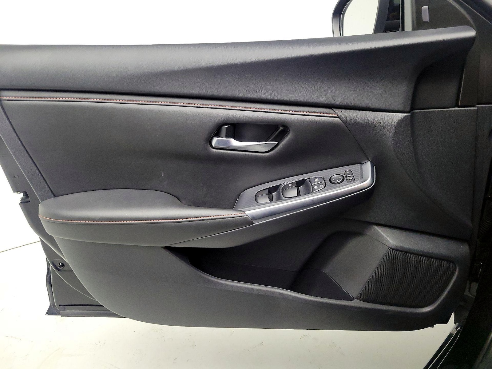 2025 Nissan Sentra SR - Photo 13