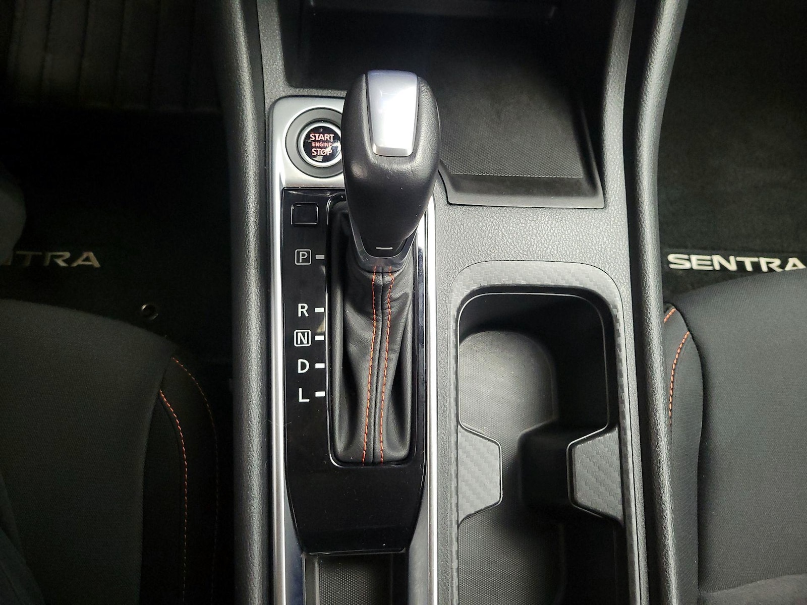 2025 Nissan Sentra SR - Photo 18