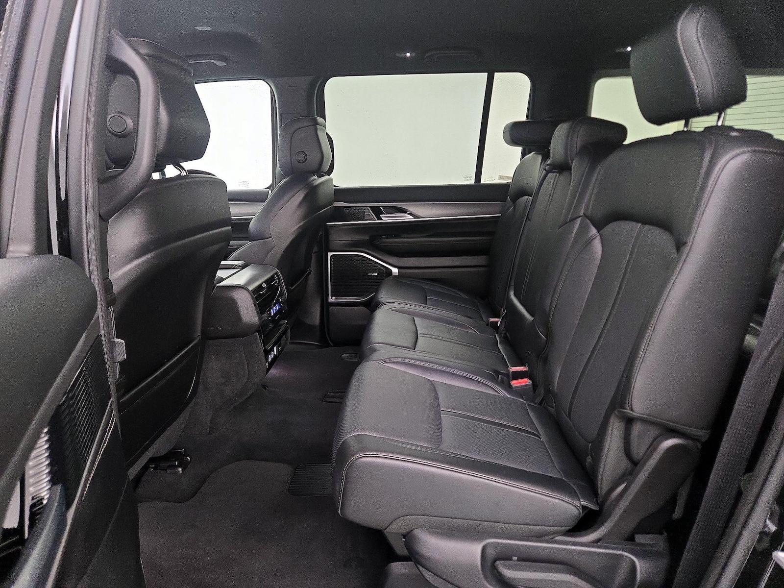 Rear Air Conditioning