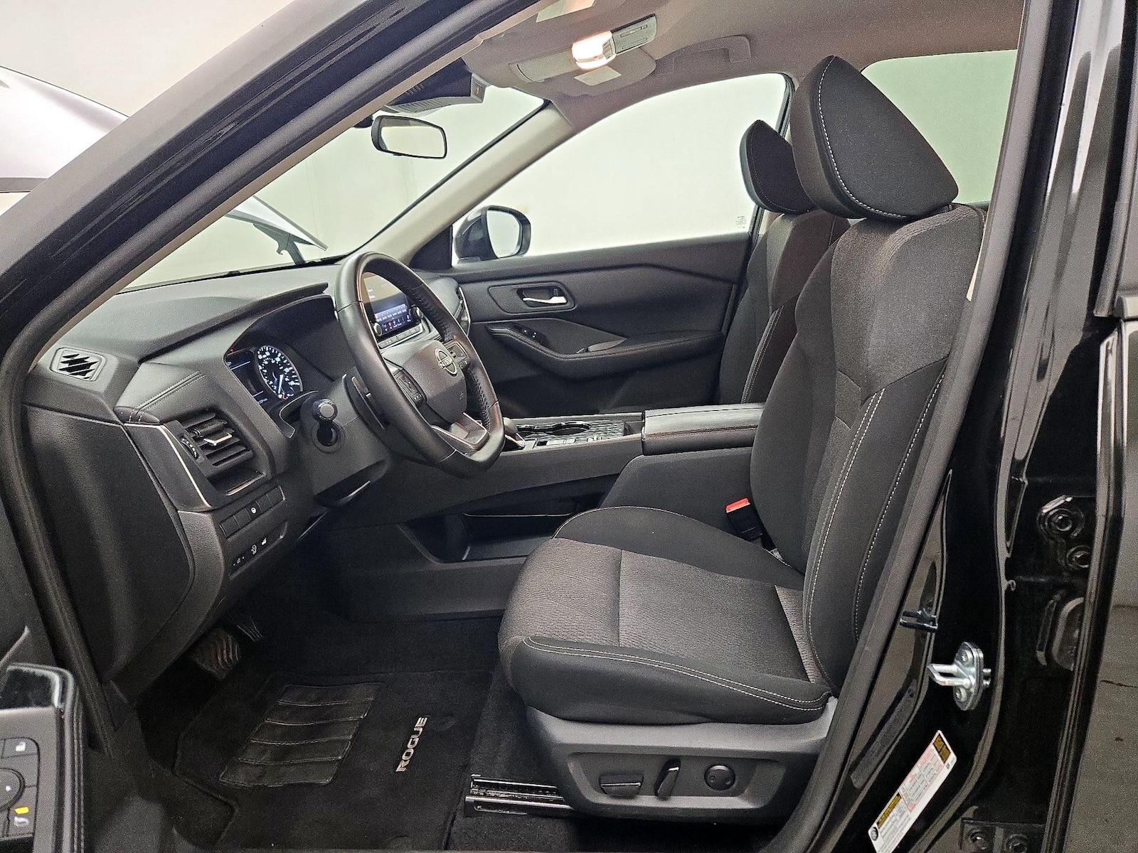 Power Seat(s) & Side Airbags