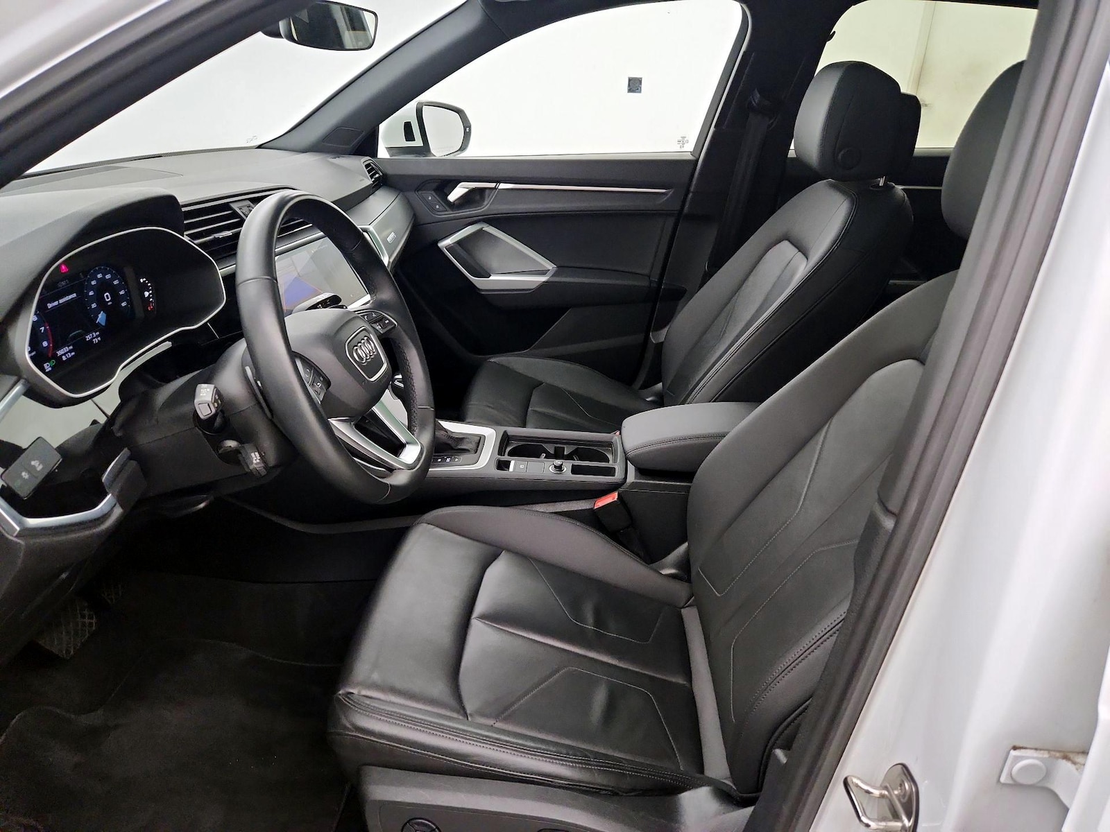 2025 Audi Q3 S Line Premium - Photo 12