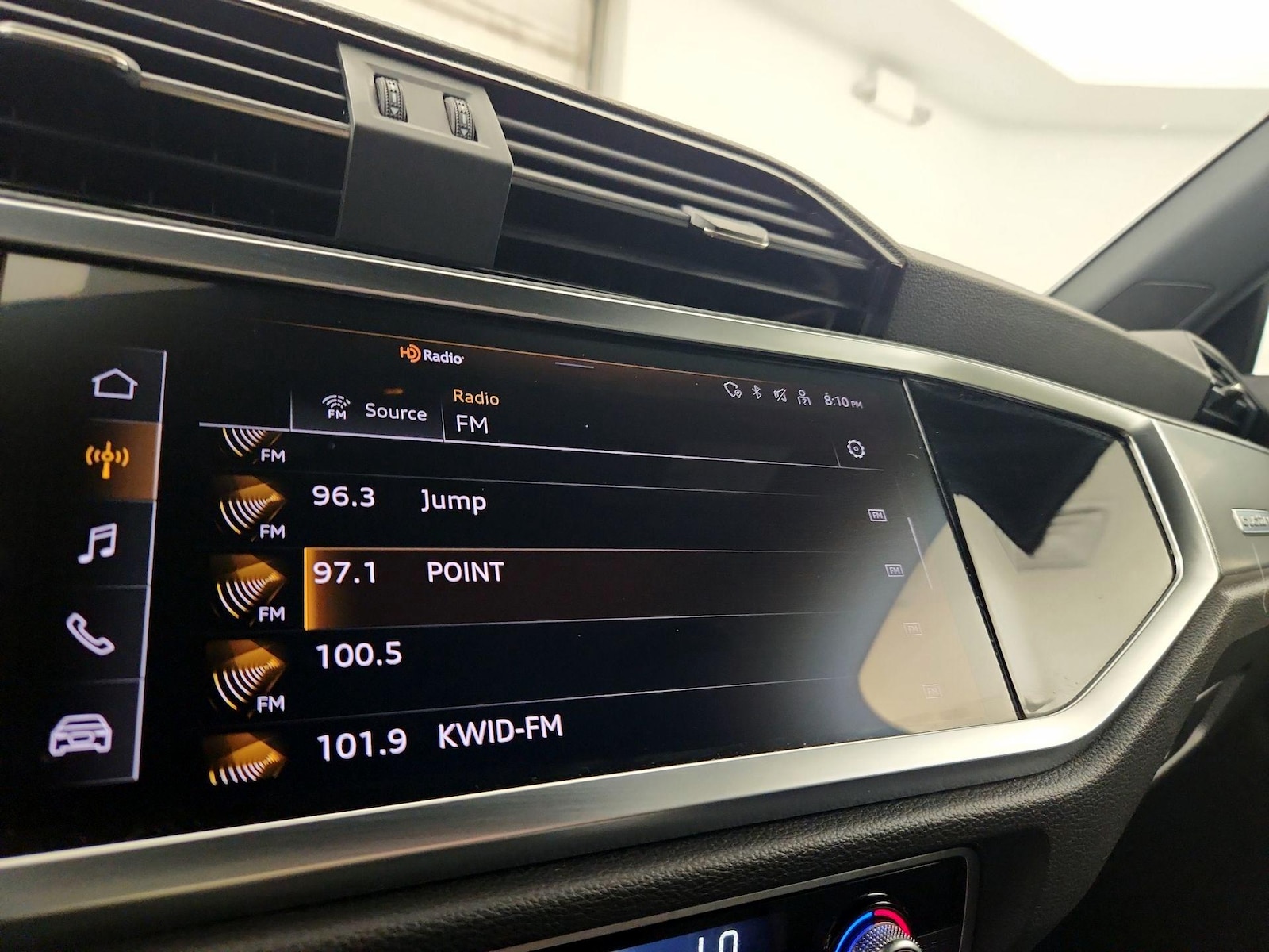 2025 Audi Q3 S Line Premium - Photo 16