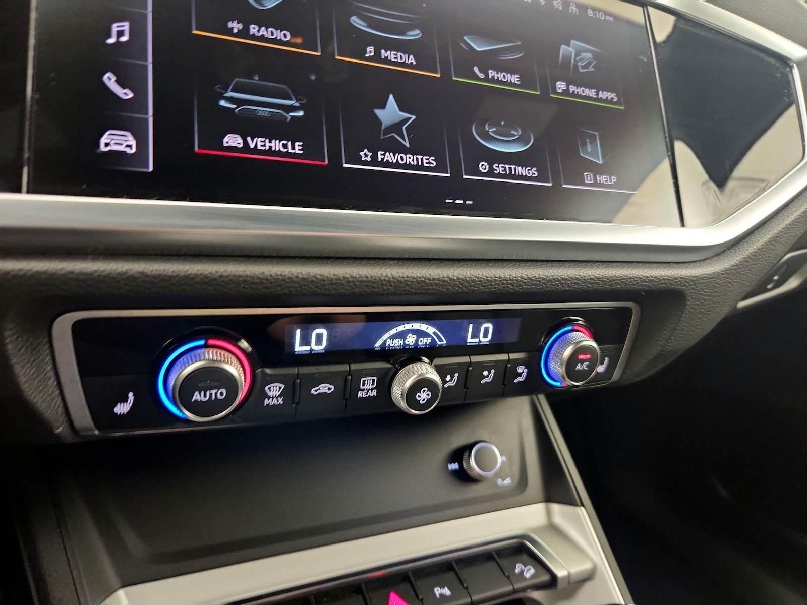 2025 Audi Q3 S Line Premium - Photo 17