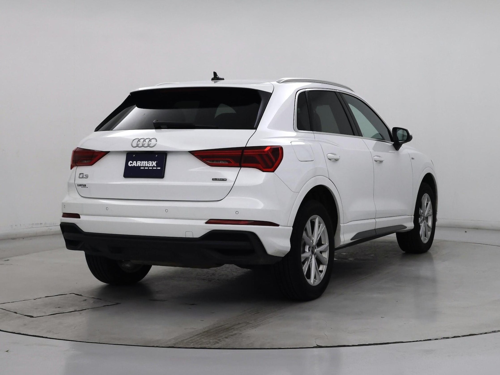 2025 Audi Q3 S Line Premium - Photo 9