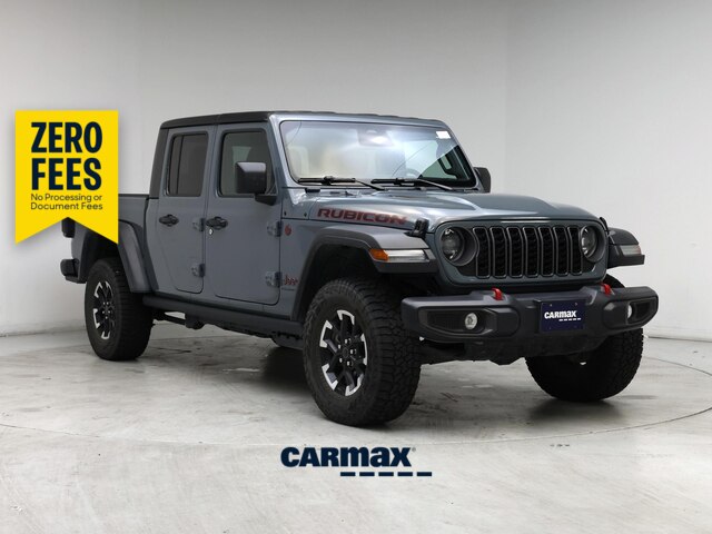 Gray 2026 Jeep Gladiator Pickup Truck Four-Wheel Drive Automatic