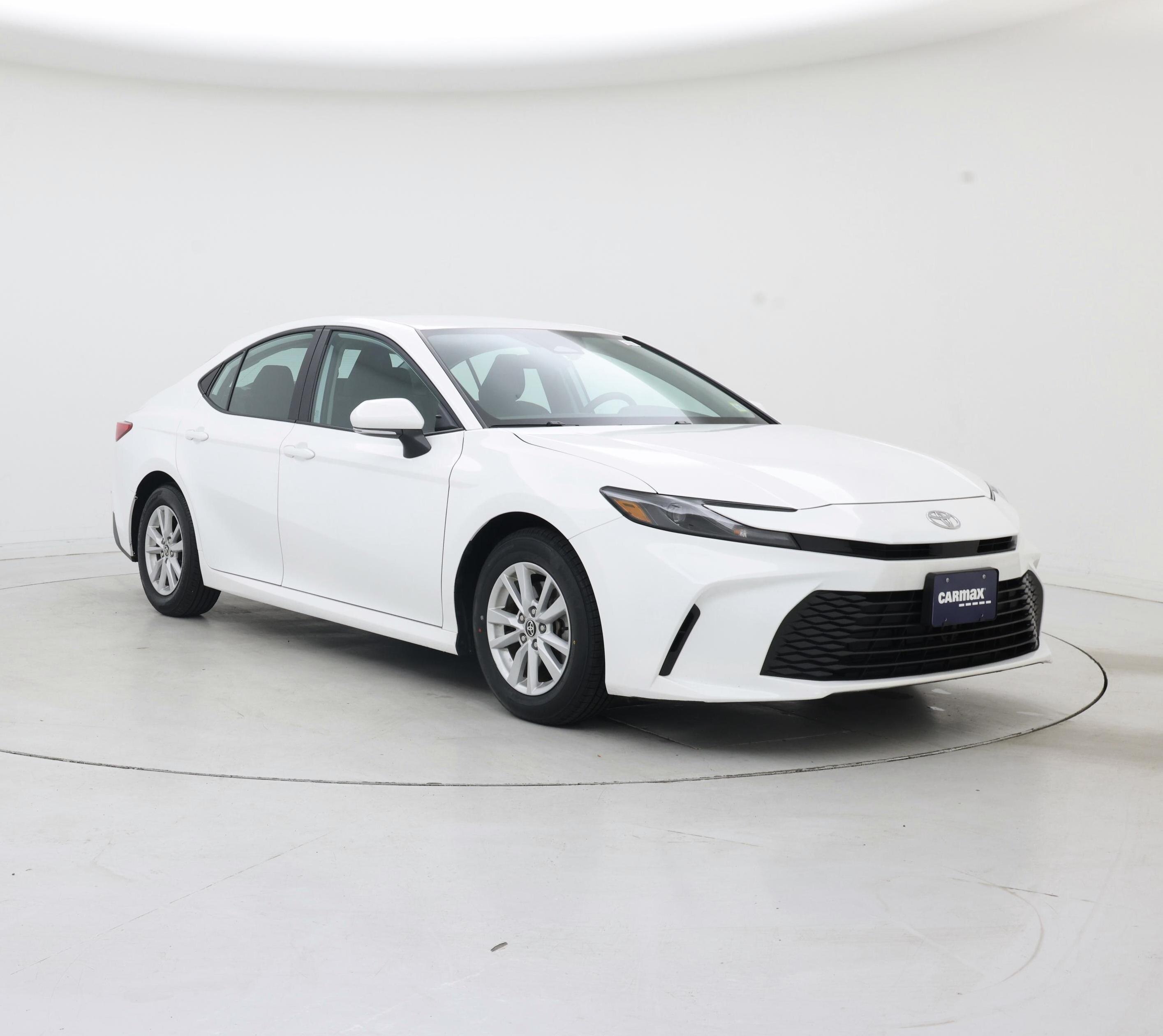  2026 Toyota Camry SE FWD   